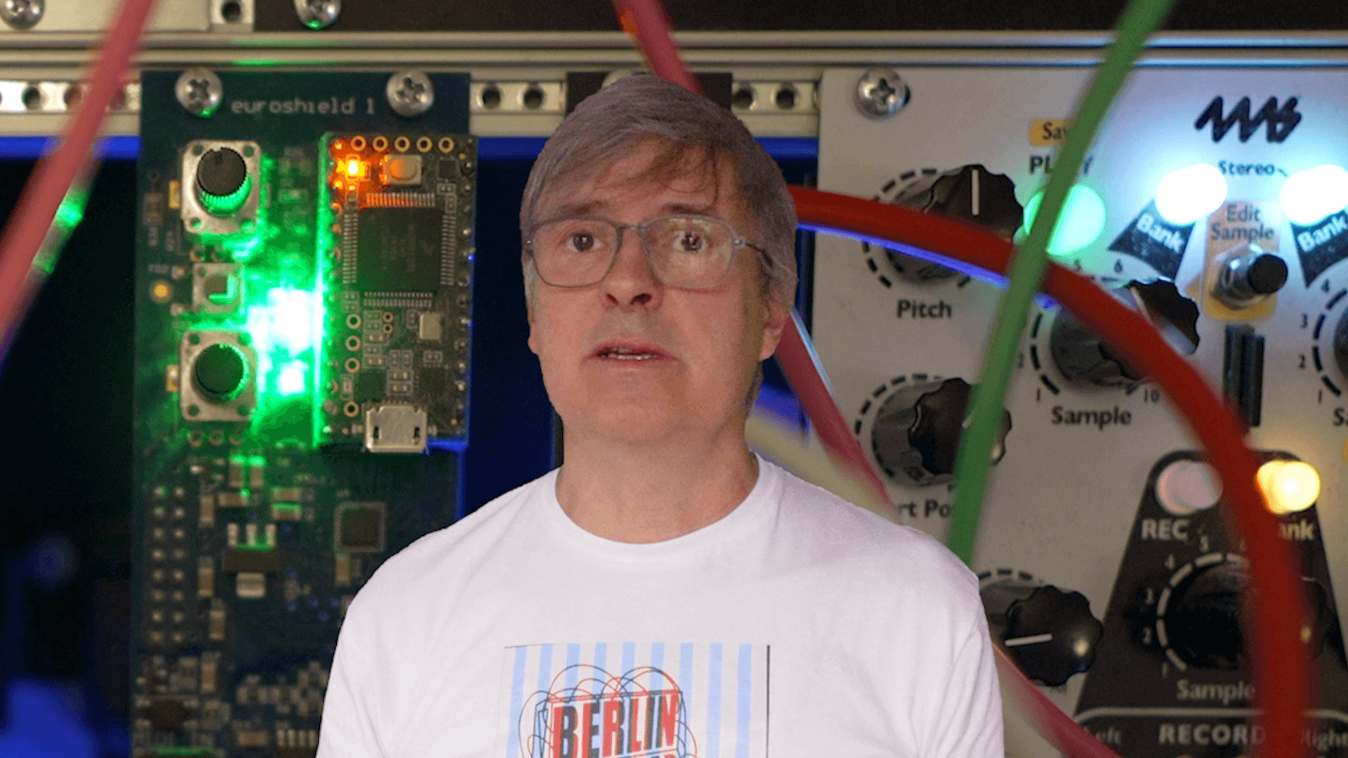 A still from an explanatory video and performance for Hashidays 2023 about programming modular synthesizers with Berlin Modular Society.